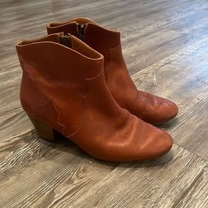 *last call!* Isabel Marant Western Inspired Boots